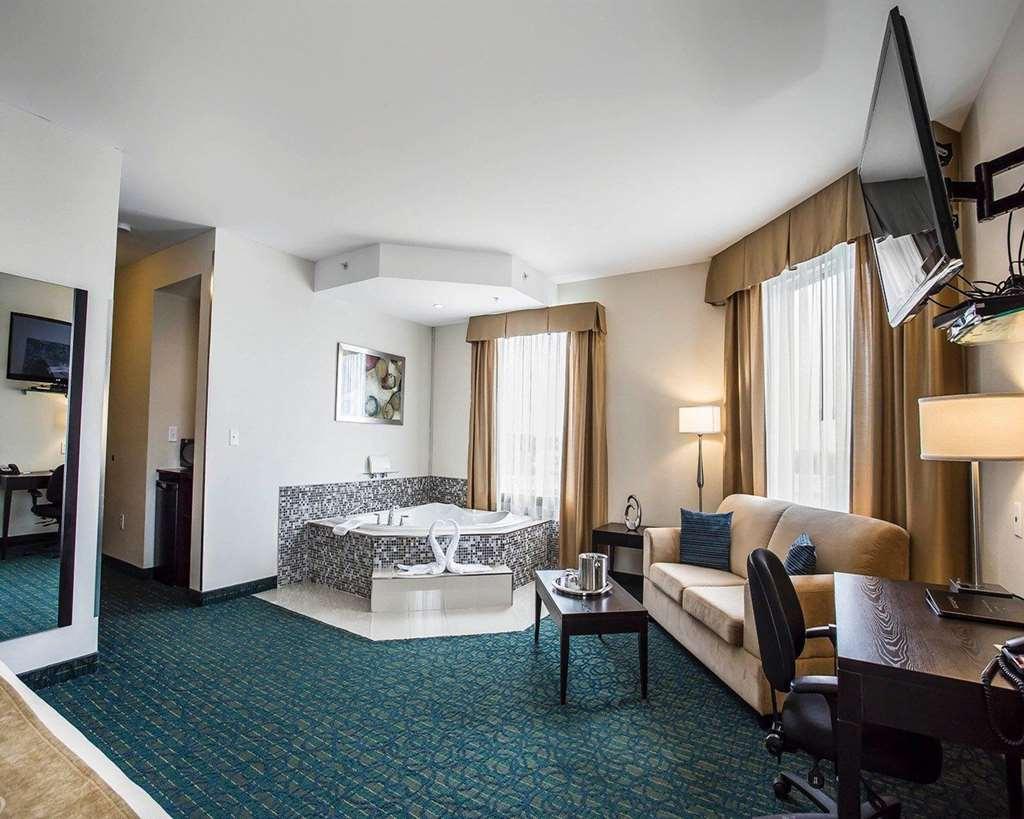 Comfort Hotel Bayer'S Lake Timberlea Номер фото