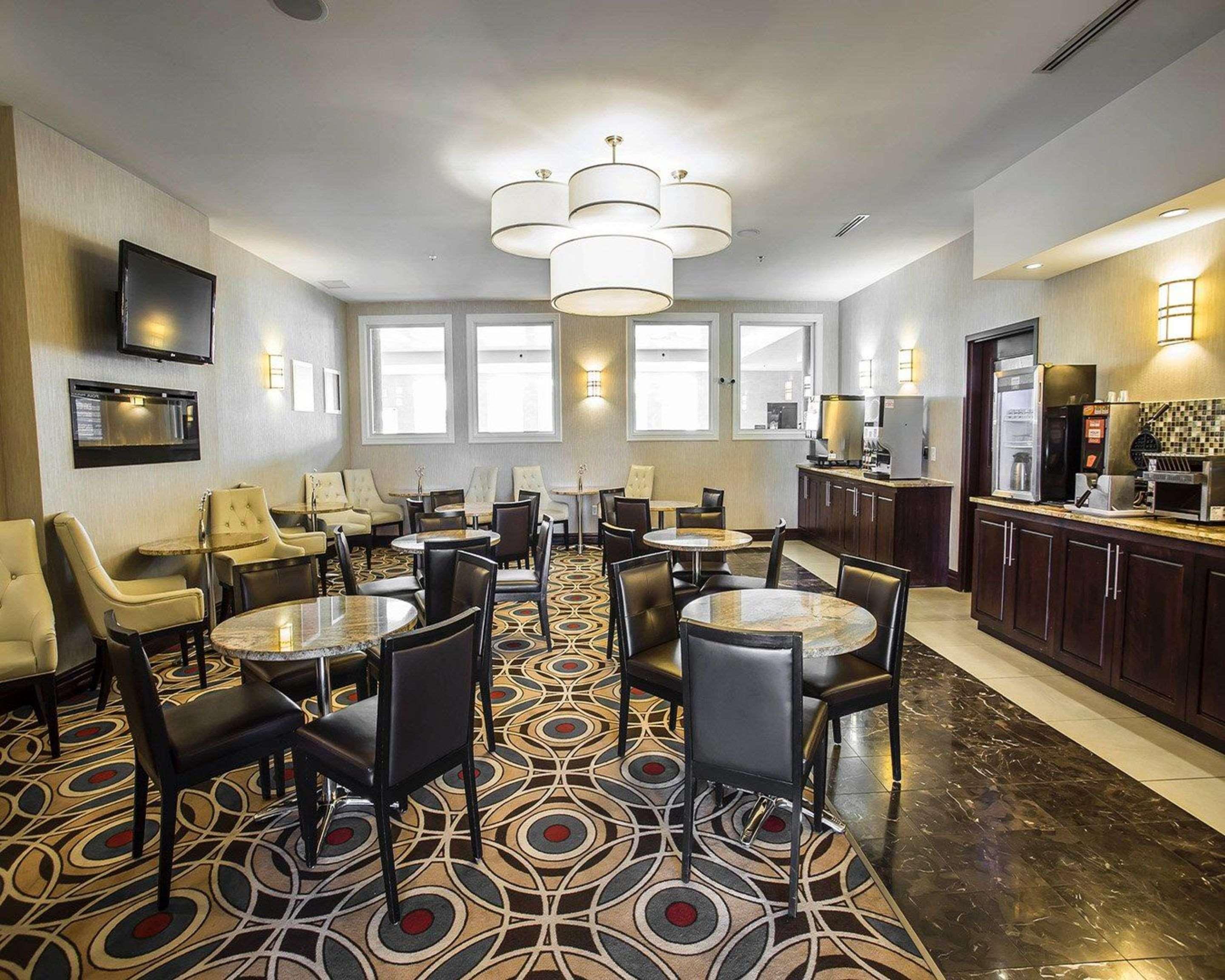 Comfort Hotel Bayer'S Lake Timberlea Екстер'єр фото