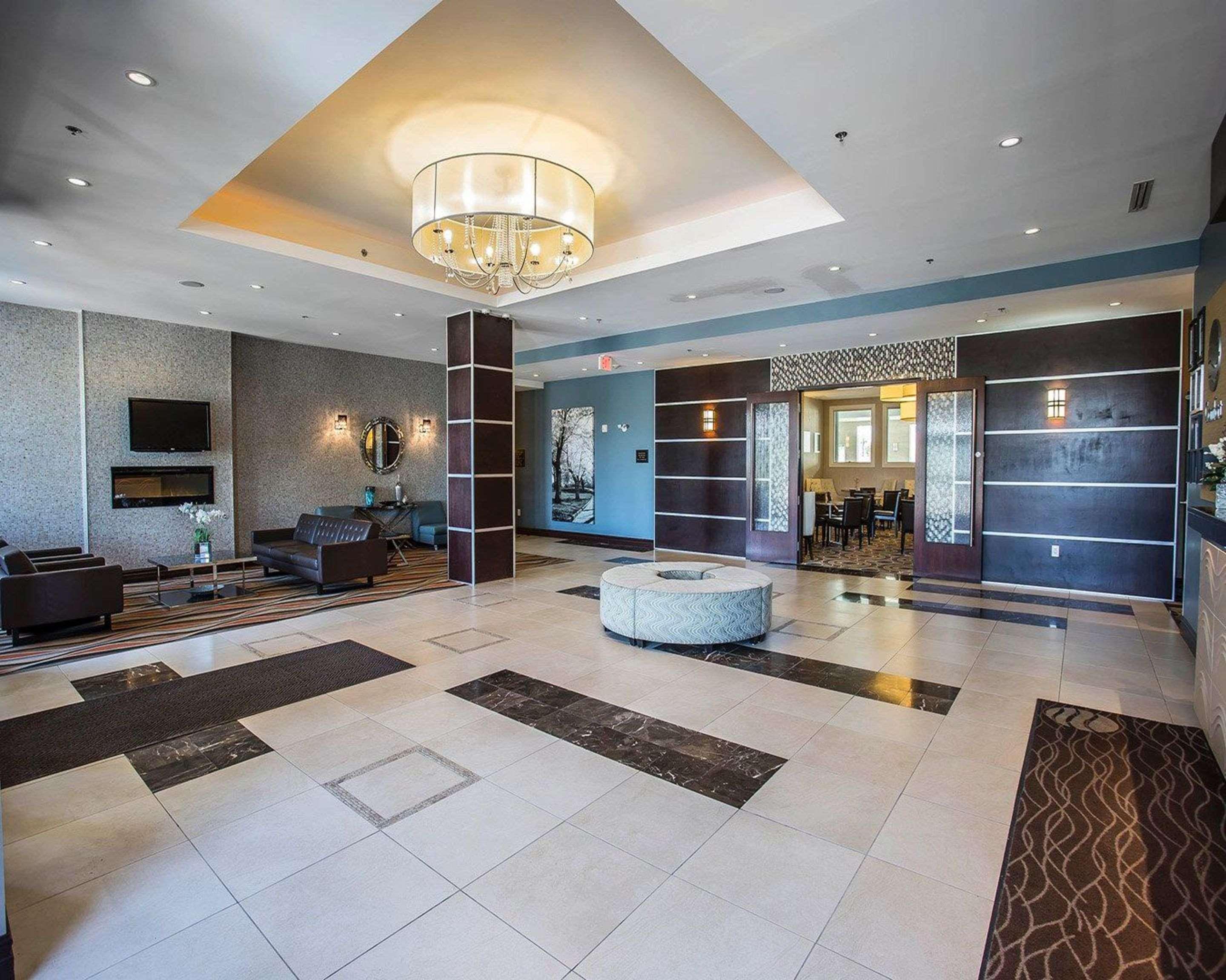 Comfort Hotel Bayer'S Lake Timberlea Екстер'єр фото