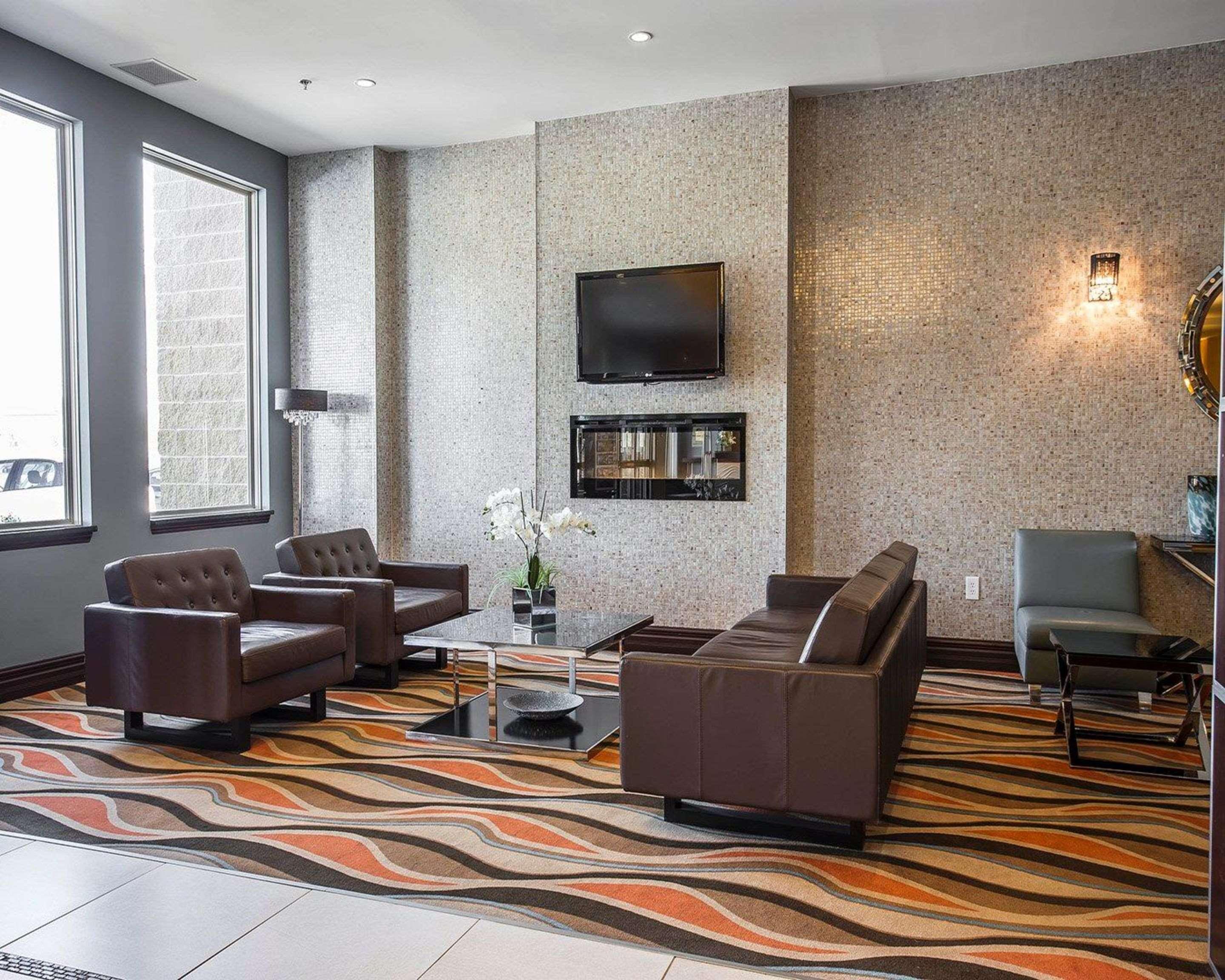 Comfort Hotel Bayer'S Lake Timberlea Екстер'єр фото