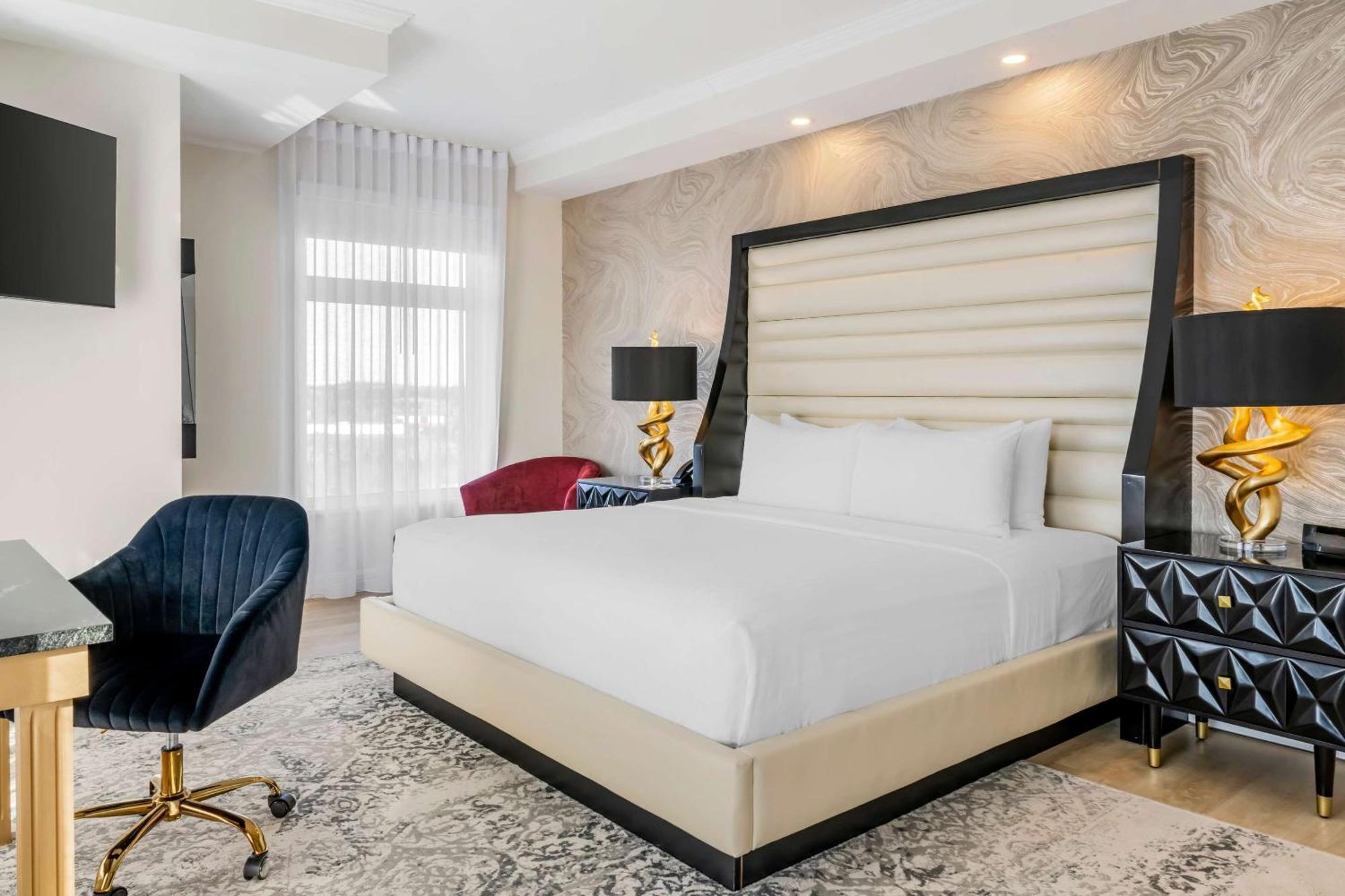 Comfort Hotel Bayer'S Lake Timberlea Екстер'єр фото