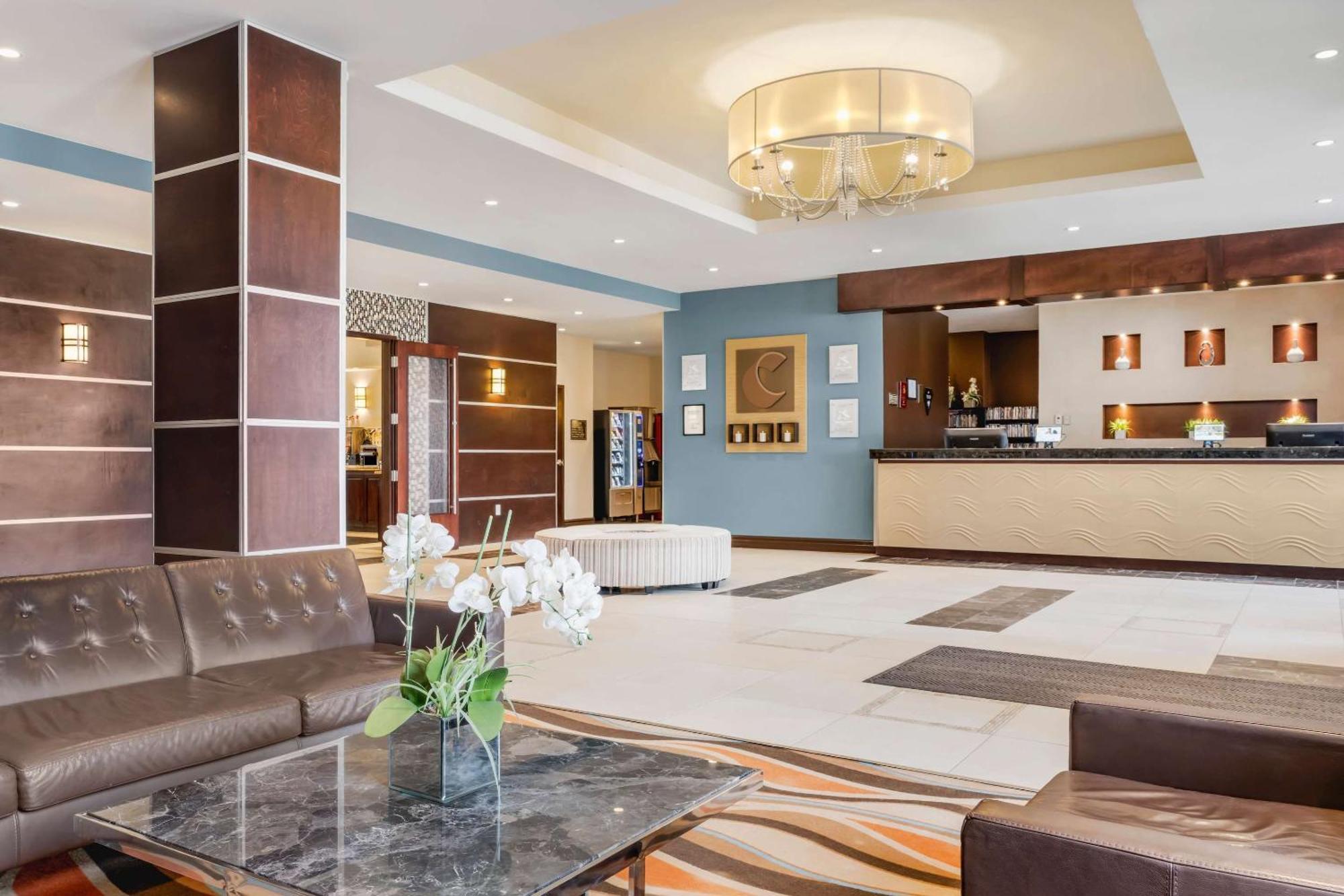 Comfort Hotel Bayer'S Lake Timberlea Екстер'єр фото