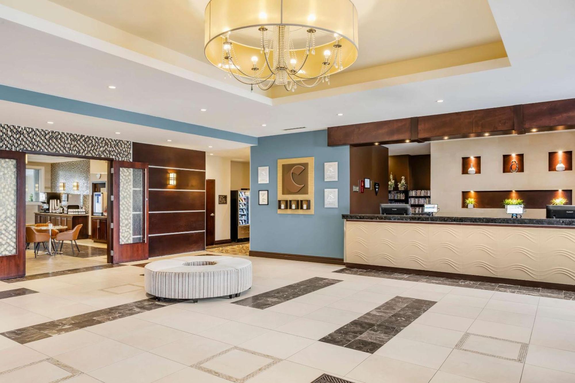 Comfort Hotel Bayer'S Lake Timberlea Екстер'єр фото